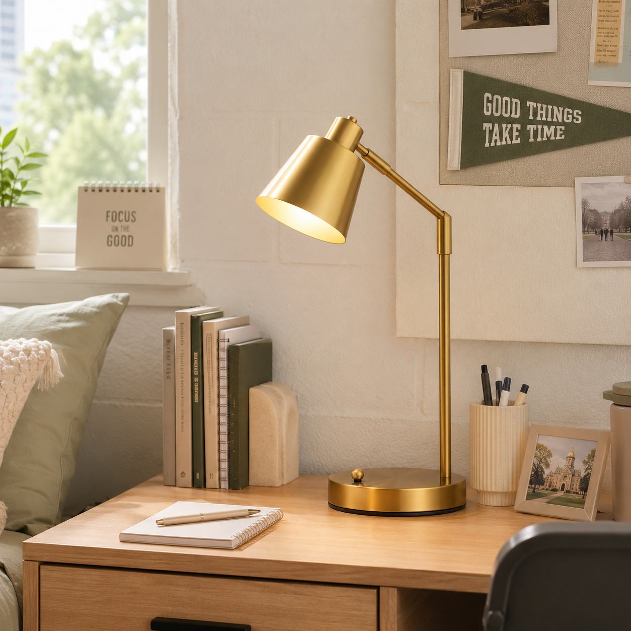 Sage Desk Lamp
